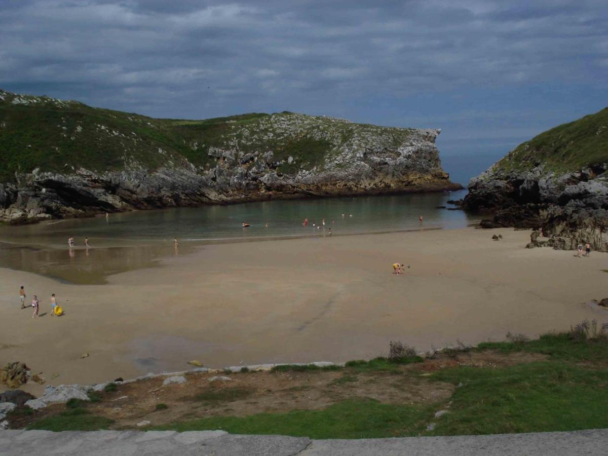 Apartamentos La Playina Llanes Buitenkant foto