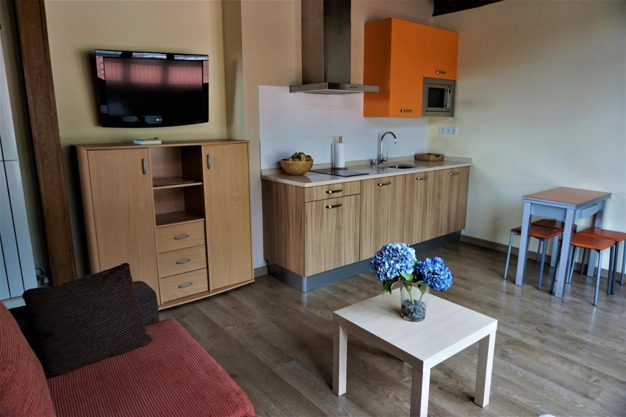 Apartamentos La Playina Llanes Buitenkant foto