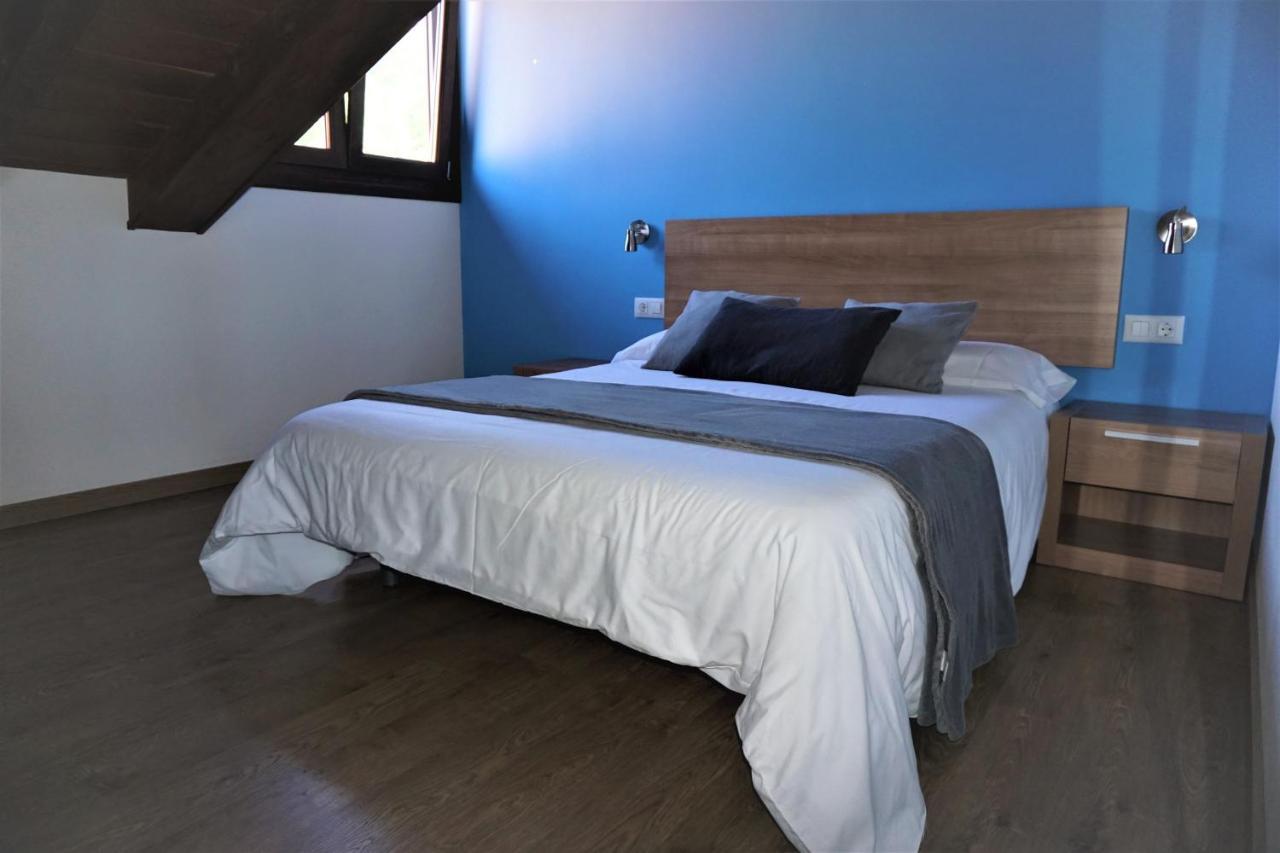 Apartamentos La Playina Llanes Buitenkant foto